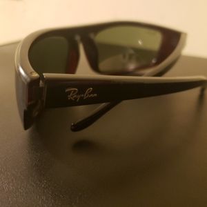 Ray Ban Model 4053 660
